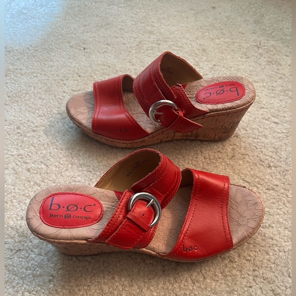 B.O.C Born Concept Red Leather Wedge Sandals size 7 - Picture 5 of 10